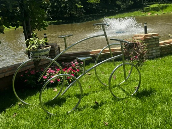 Bicicleta Decorativa em Aço Inox - Tamanho Grande